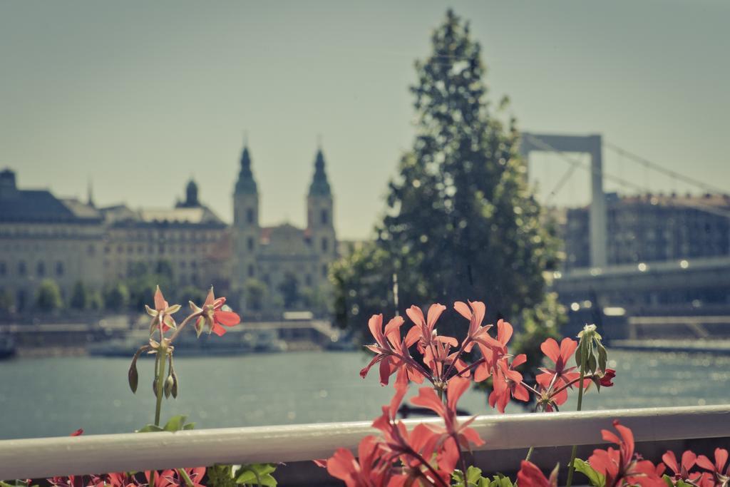 Budaflats Apartments Budapeste Exterior foto